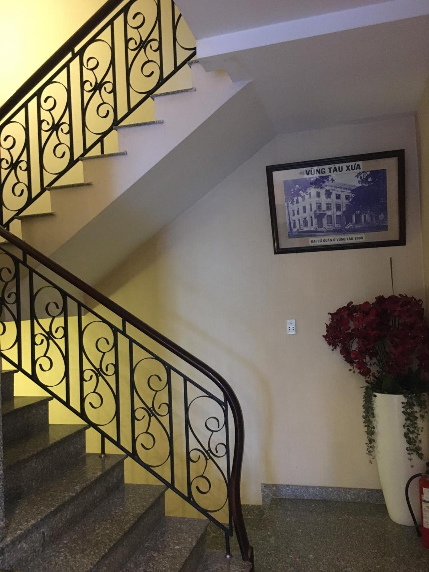 Co Ba Vung Tau Hotel Exteriör bild
